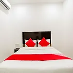 Oyo 74279 Prime Inn Rohini